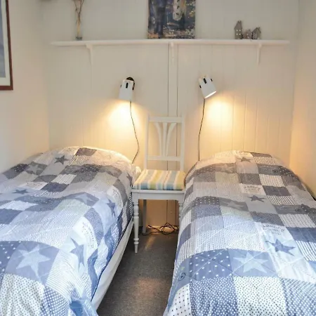 Three-bedroom Holiday In