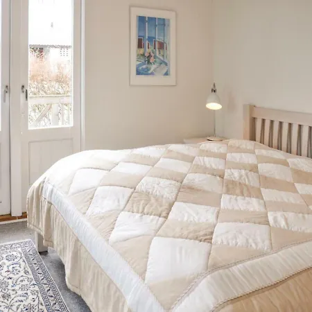 Three-bedroom Holiday In